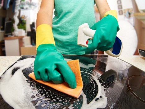 Upholstery cleaning process for a modern sofa in a Streatham home